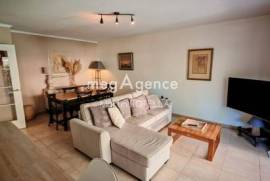 Agay (Côte d’Azur) Magnifique T2 57 m² + terrasse 27 m² – plage à 2 min, résidence avec piscine & parking – Agay (Côte d’Azur)