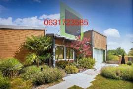 Emplacement phare pour ces dépots + bureaux