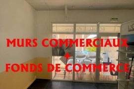 Murs commerciaux + fonds de commerce 25m² env + 2 terrasses 2 entrées