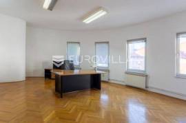 Slavonski Brod, City Centre, commercial space 107 m² + 50 m² attic