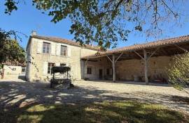 Sublime Country House and Gite Near Verteuil sur Charente - €415,750