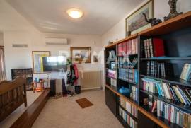 Maisonette 217 sq.m for sale