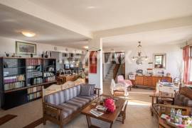 Maisonette 217 sq.m for sale