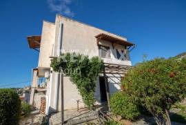 Maisonette 217 sq.m for sale