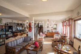 Maisonette 217 sq.m for sale