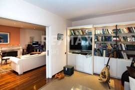 Apartment 156 sq.m for sale