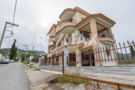 Maisonette 210 sq.m for sale
