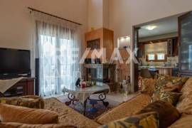 Maisonette 210 sq.m for sale