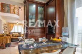 Maisonette 210 sq.m for sale