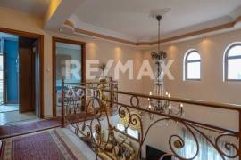 House 210 sq.m for sale