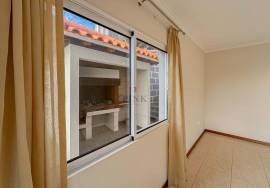 3 Bedroom House + 1 T1 Detached in Estreito da Calheta