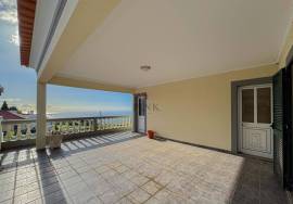 3 Bedroom House + 1 T1 Detached in Estreito da Calheta