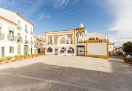 Restaurants / Bars / Shops  Évora Centro Histórico de Évora