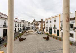 Restaurants / Bars / Shops  Évora Centro Histórico de Évora