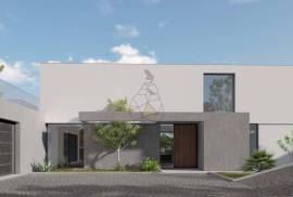 Urban land for construction, with Approved Project for Luxury Villa, in prime area of Alvor