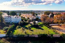 Urban land for construction, with Approved Project for Luxury Villa, in prime area of Alvor