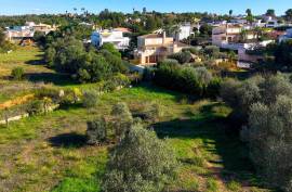 Urban land for construction, with Approved Project for Luxury Villa, in prime area of Alvor