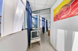 Live with Everything at the Door! T1+1 Central in Portimão Live with Everything at the Door! T1+1 Central in Portimão