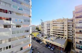 Live with Everything at the Door! T1+1 Central in Portimão Live with Everything at the Door! T1+1 Central in Portimão