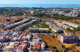 2 Bedroom Annual Rentals with Garage in Má Partilha - Alvor