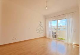 2 Bedroom Annual Rentals with Garage in Má Partilha - Alvor