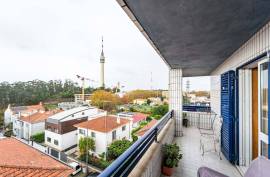 4 bedroom apartment, in Prime de Gaia area, in Rua de D.Dinis. 4 bedroom apartment, in Prime de Gaia area, in Rua de D.Dinis.