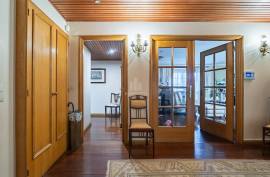 4 bedroom apartment, in Prime de Gaia area, in Rua de D.Dinis. 4 bedroom apartment, in Prime de Gaia area, in Rua de D.Dinis.