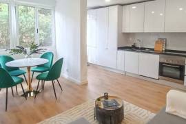 Apartamento T3 em Benfica com Cozinha Equipada