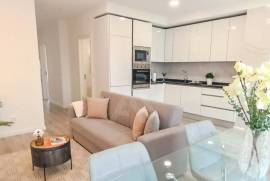 Apartamento T3 em Benfica com Cozinha Equipada Apartamento T3 em Benfica com Cozinha Equipada