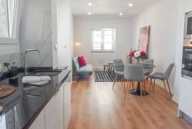 Apartamento T3 Remodelado em Benfica Apartamento T3 Remodelado em Benfica