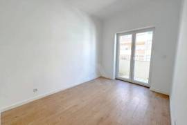 Apartamento T2 Renovado em Almada