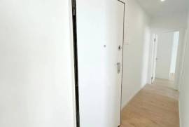 Apartamento T2 Renovado em Almada