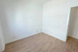 Apartamento T2 Renovado em Almada