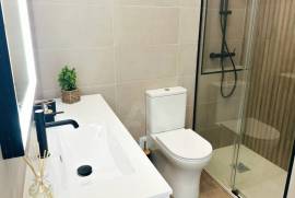 Apartamento T2 Renovado em Almada