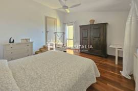 Contemporary villa with sea views & pool