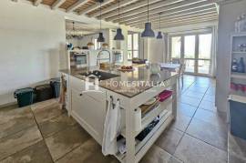 Contemporary villa with sea views & pool