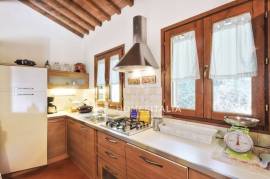 Tuscan Villa with Pool and Panoramic Views Tuscan Villa with Pool and Panoramic Views