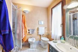 Tuscan Villa with Pool and Panoramic Views Tuscan Villa with Pool and Panoramic Views
