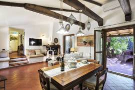 Tuscan Villa with Pool and Panoramic Views Tuscan Villa with Pool and Panoramic Views