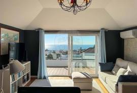 6-Bedroom Sea-View Villa – Estoril
Located in Estoril, one of the most exclusive and prestigious residential areas along the Cascais coastline, this unique villa combines elegance, comfort, and breathtaking sea views from every floor