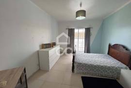 House with 4 Bedrooms - Matriz -Ribeira Grande