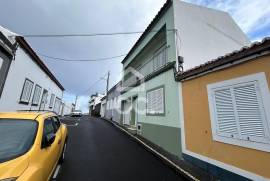 House with 4 Bedrooms - Matriz -Ribeira Grande
