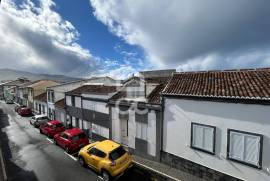 House with 4 Bedrooms - Matriz -Ribeira Grande
