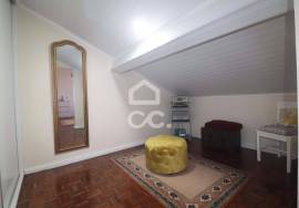 House with 4+1 Bedrooms - São Vicente Ferreira - Ponta Delgada