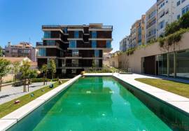 Graça new luxurious condo- pool, spa, playground, T1 with a 10 sq.m terrace and a 23 sq.m garden. Graça new luxurious condo- pool, spa, playground, T1 with a 10 sq.m terrace and a 23 sq.m garden.