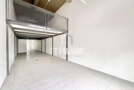 Great Spacious Store, 124m², For Sale, Rent, 1 Large Living Room, 2 Social Bathrooms, 1 Parking Space, Passo d ́Areia, POA/RS