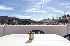 Charming Andalusian retreat with panoramic terrace