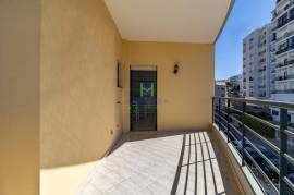 2 bedroom apartment with SEA VIEW, at the gates of the Historic Center of Lagos - for WINTER Rental