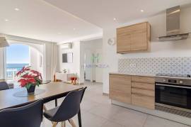 2 Bedroom Apartment for Annual Rental, in Praia da Luz