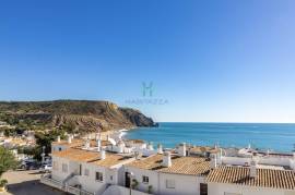 2 Bedroom Apartment for Annual Rental, in Praia da Luz
